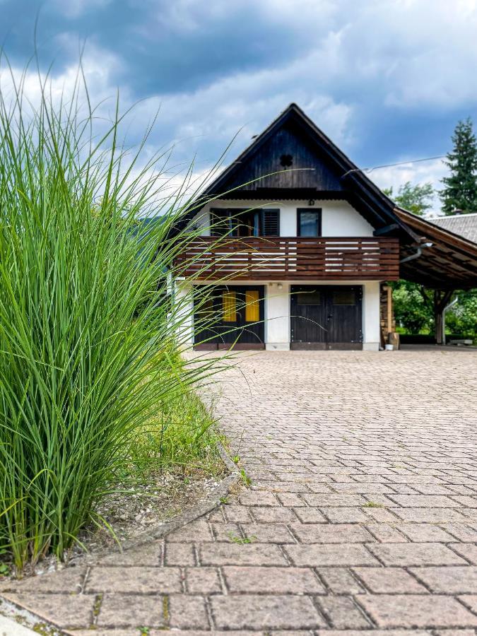 Apartma Petra Ravnik - Wanderer'S Hut Apartment Bohinj ภายนอก รูปภาพ